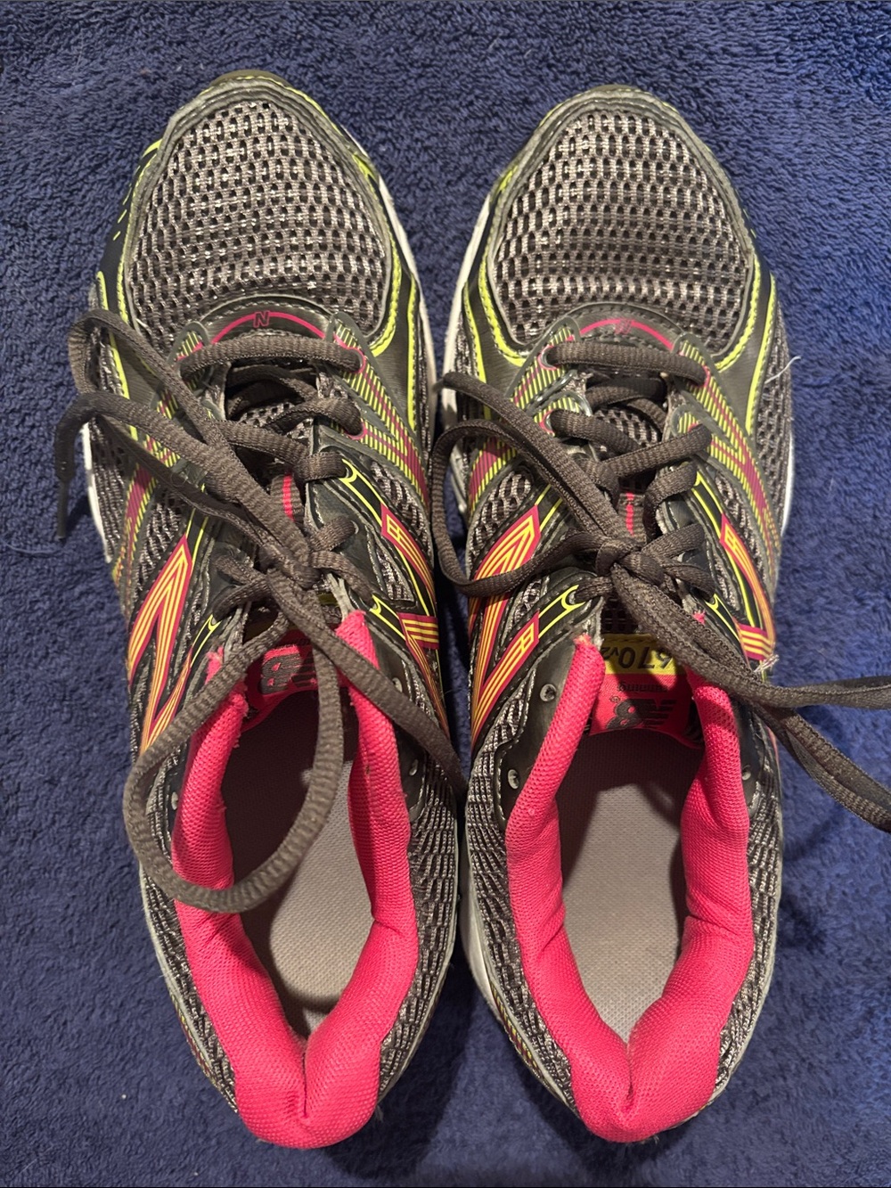 New Balance Women's Gray Mesh Trainers with Pink Lining and Neon Accents